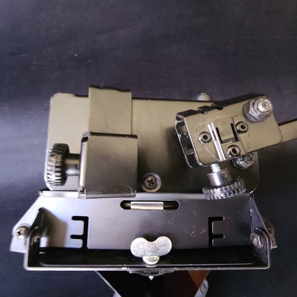 Black Handheld Lowel Omni Flood Light w/ Barn Doors 500 Watt - Picture 10 of 12